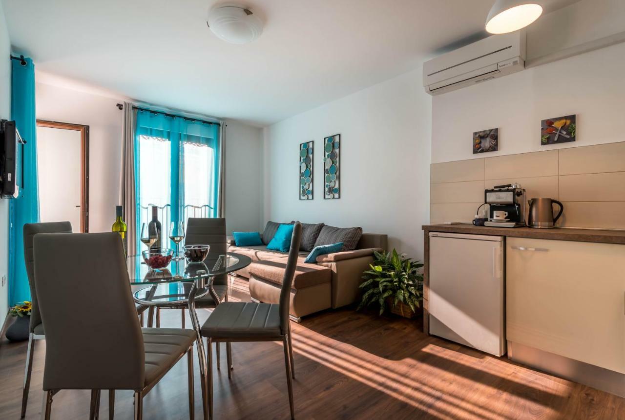 City Market Apartments بولا المظهر الخارجي الصورة