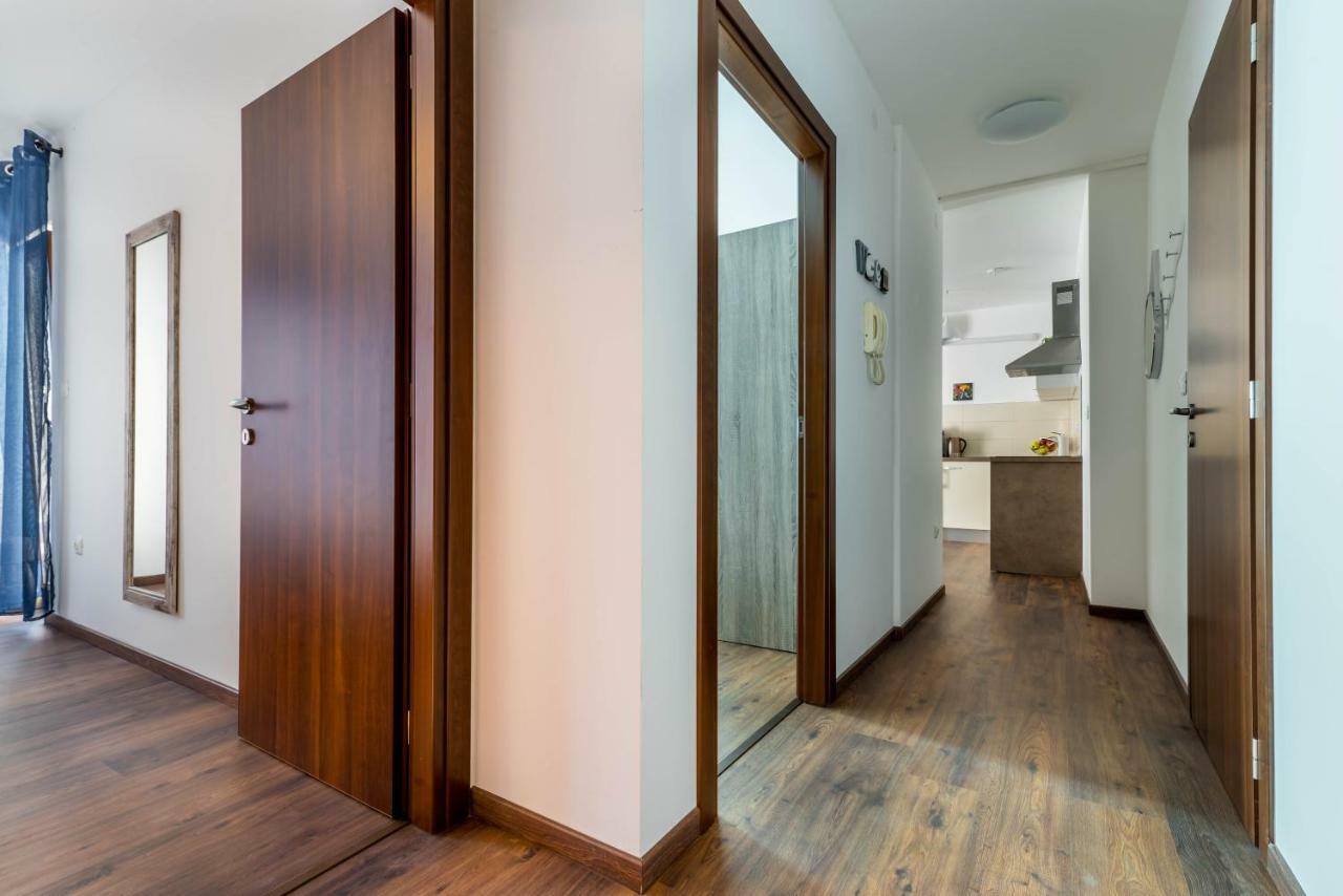 City Market Apartments بولا المظهر الخارجي الصورة