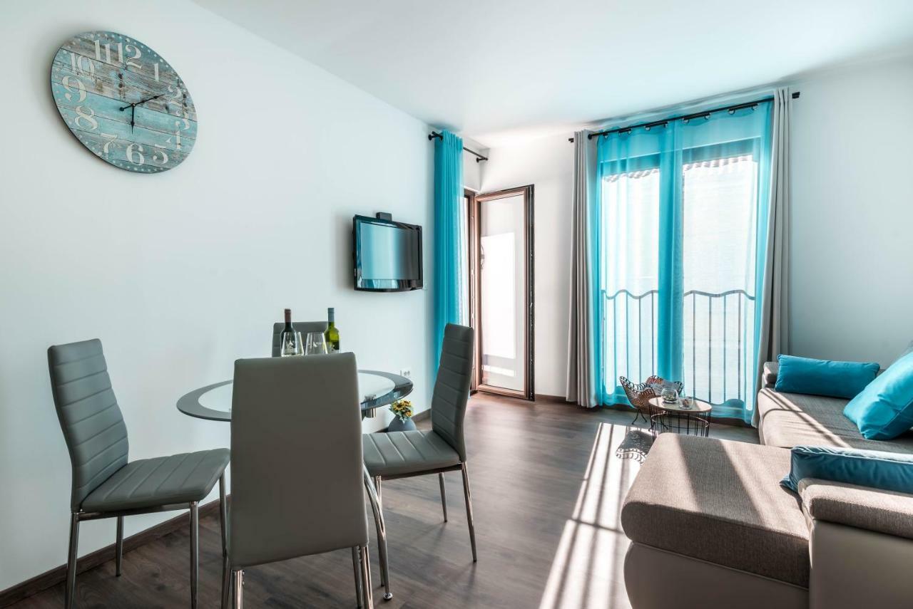 City Market Apartments بولا المظهر الخارجي الصورة