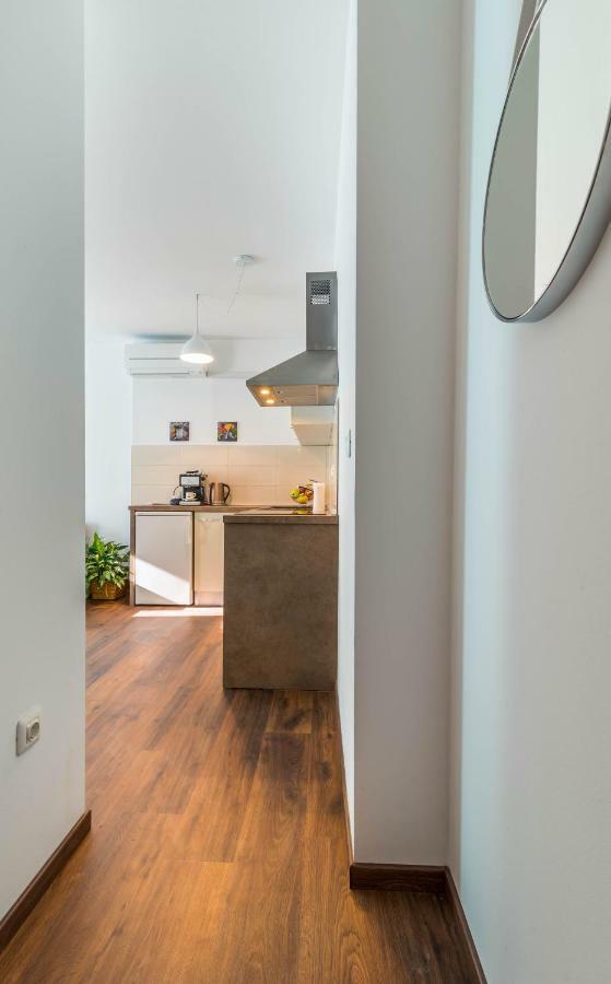 City Market Apartments بولا المظهر الخارجي الصورة